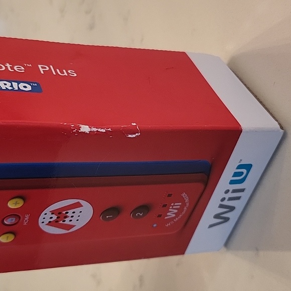 Sealed Mario Wii Controller Plus! - Picture 5 of 6
